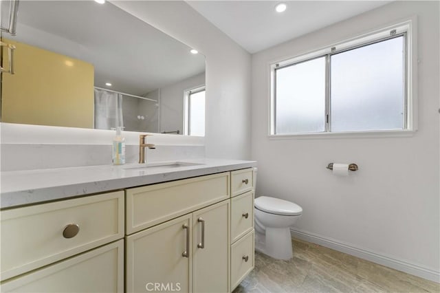 2116 Via Caliente, Fullerton, CA 92833 - full bath featuring a shower with curtain, recessed lighting, baseboards, toilet, and vanity