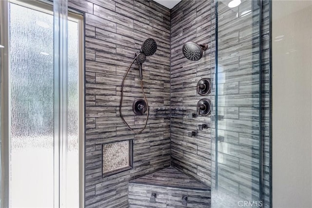 37095 Oak View Rd, Yucaipa, CA 92399 - bathroom featuring a shower stall