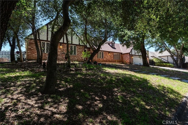 37095 Oak View Rd, Yucaipa, CA 92399 - view of front facade featuring brick siding and driveway