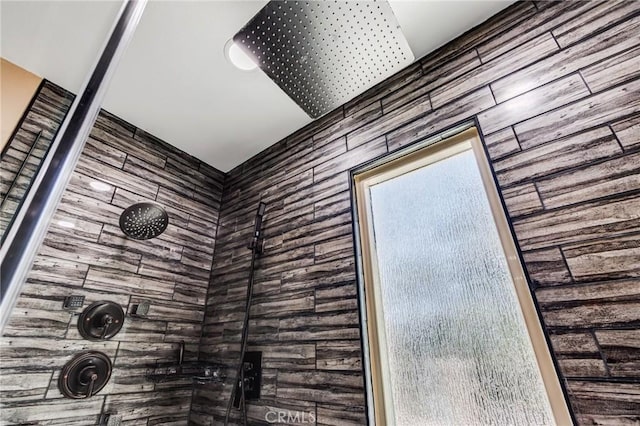 37095 Oak View Rd, Yucaipa, CA 92399 - full bath with a tile shower