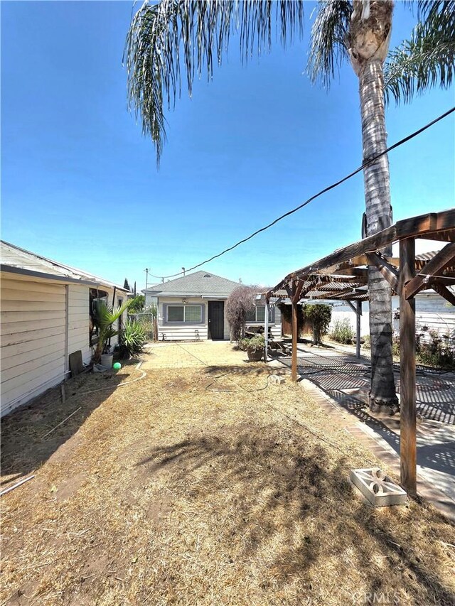 6965 Fairfax Dr, San Bernardino, CA 92404 - photo 17