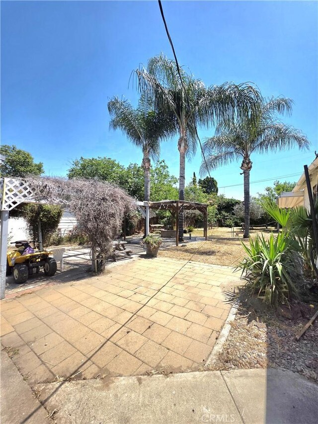 6965 Fairfax Dr, San Bernardino, CA 92404 - photo 21