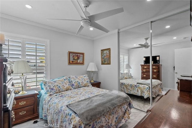 bedroom featuring crown molding, recessed lighting, a ceiling fan, and wood finished floors