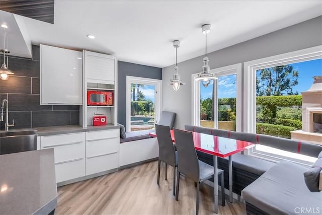 16 Vistamar Dr, Laguna Niguel, CA 92677 - dining room with light wood finished floors and recessed lighting
