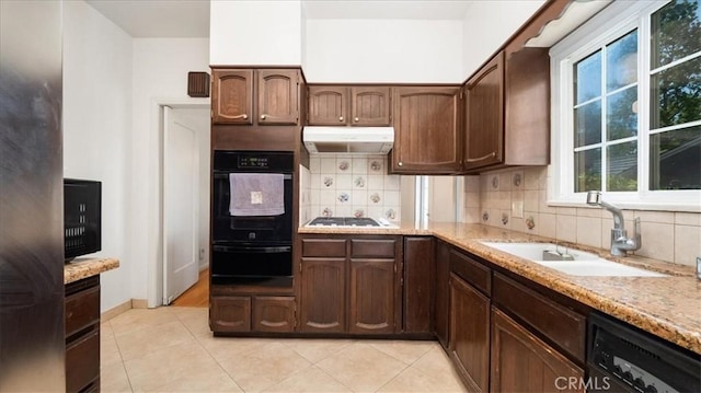 1511 Coolidge Ave, Pasadena, CA 91104 - kitchen featuring black appliances, a warming drawer, under cabinet range hood, a sink, and backsplash