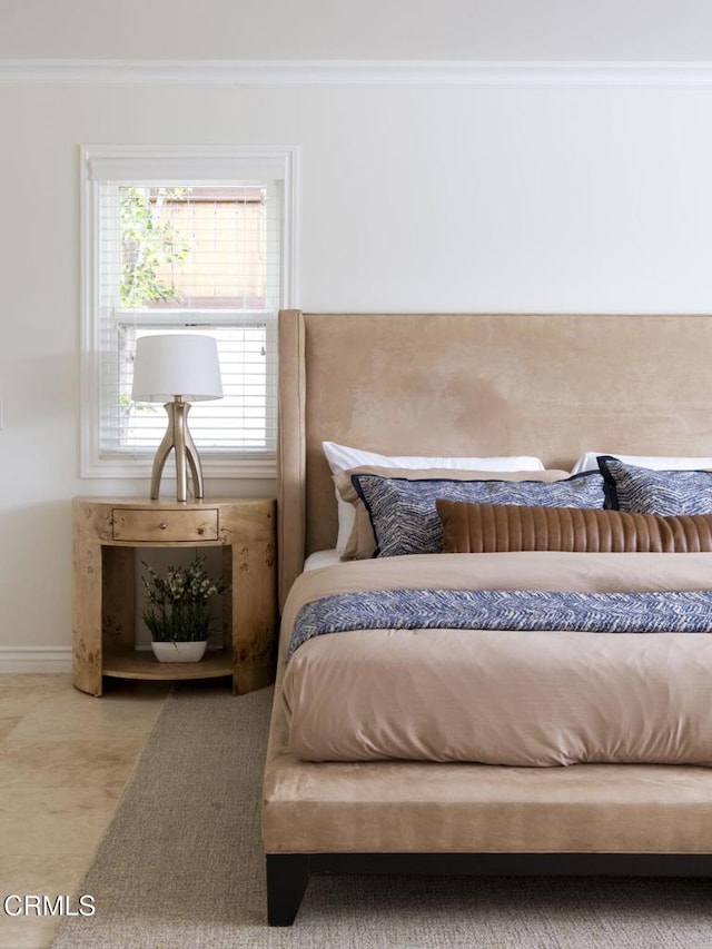 1325 Rexford Ave, Pasadena, CA 91107 - bedroom featuring ornamental molding and baseboards