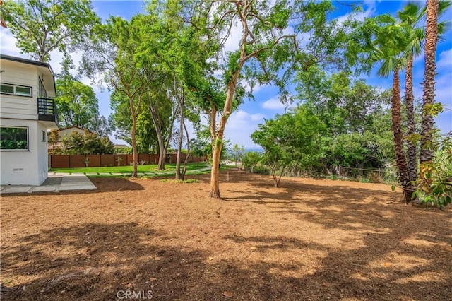 700 Norumbega Dr, Monrovia, CA 91016 - view of yard with a patio