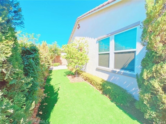 3410 E Foxglove Way, Ontario, CA 91761 - view of green lawn