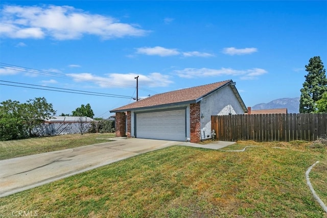 1443 E Bonnie Brae St, Ontario, CA 91764 - garage with driveway