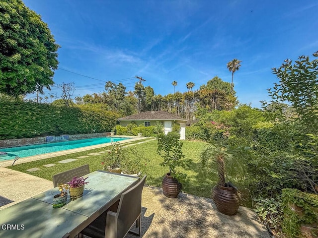 1908 Warwick Rd, San Marino, CA 91108 - view of patio with outdoor dining area