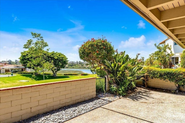 2117 Vista Entrada, Newport Beach, CA 92660 - view of patio featuring a water view