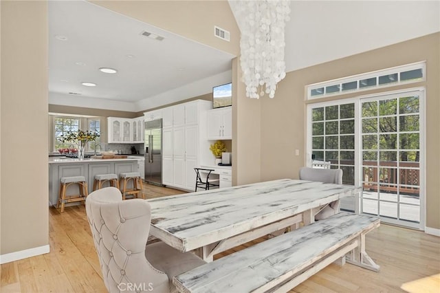 28537 N Shore Rd, Lake Arrowhead, CA 92352 - dining room with light wood-style floors and recessed lighting