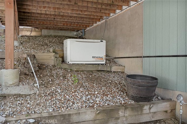 28537 N Shore Rd, Lake Arrowhead, CA 92352 - exterior view of a power unit