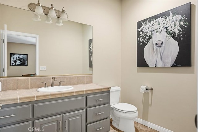 28537 N Shore Rd, Lake Arrowhead, CA 92352 - bathroom featuring toilet and vanity