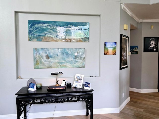 11610 Wills Creek Rd, San Diego, CA 92131 - corridor featuring crown molding, wood finished floors, and baseboards
