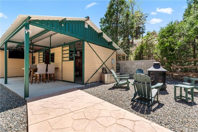 26061 Augusta Dr, Lake Arrowhead, CA 92391 - view of patio featuring fence