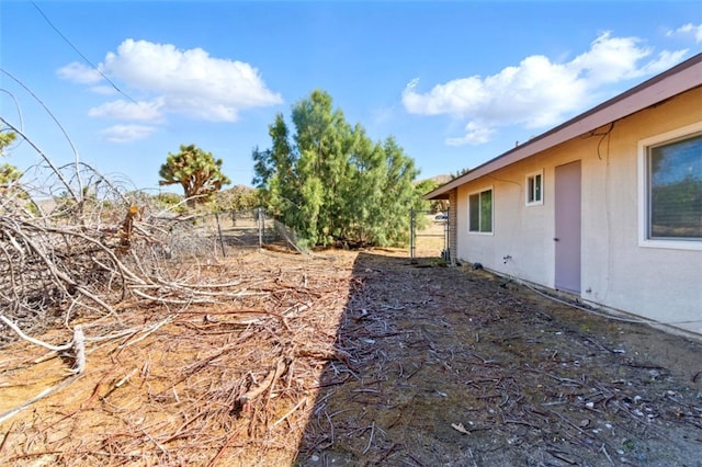56620 Hidden Gold Dr, Yucca Valley, CA 92284 - view of yard