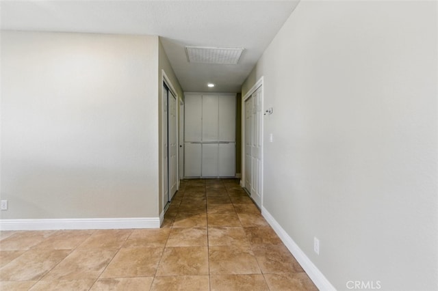 56620 Hidden Gold Dr, Yucca Valley, CA 92284 - corridor featuring baseboards