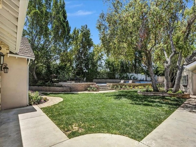 2560 Raleigh Dr, San Marino, CA 91108 - view of grassy yard