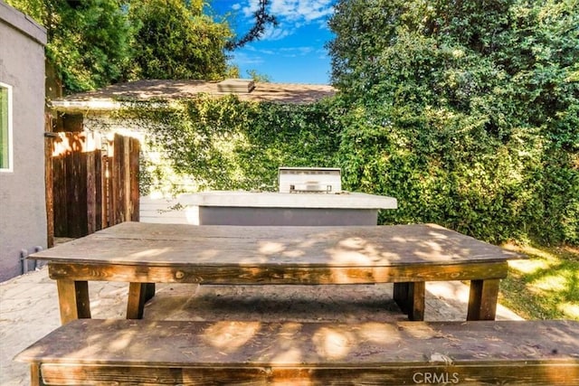 1301 N Orange Grove Ave, West Hollywood, CA 90046 - view of patio / terrace