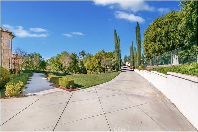 7280 Brandon Ct, Riverside, CA 92506 - view of home's community