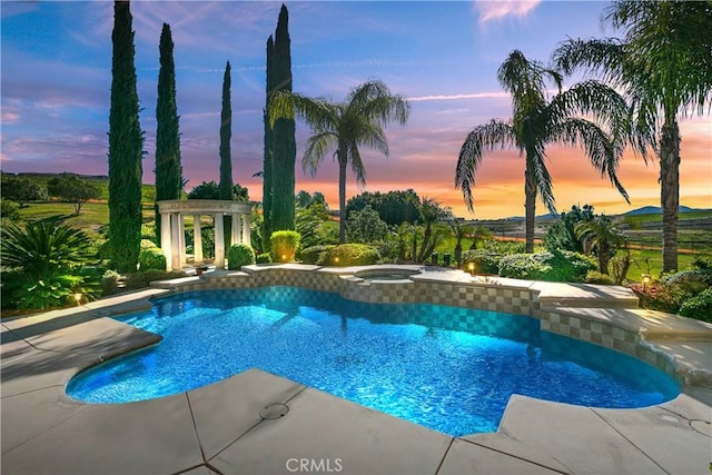 7280 Brandon Ct, Riverside, CA 92506 - outdoor pool featuring an in-ground hot tub