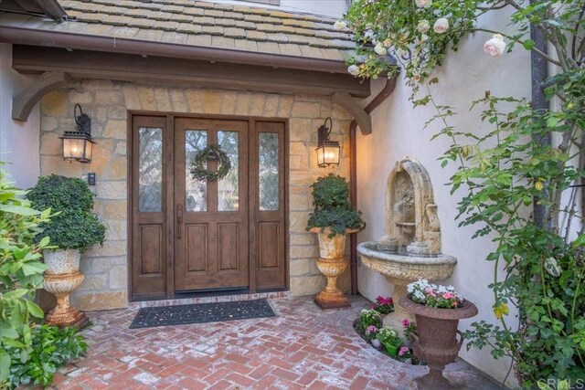 16056 Avenida Calma, Rancho Santa Fe, CA 92091 - entrance to property with stone siding and stucco siding