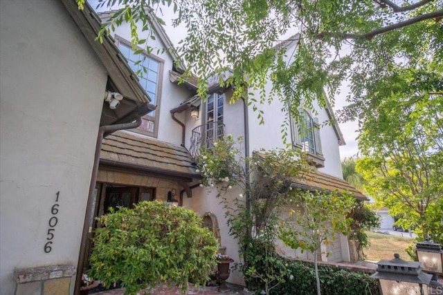 16056 Avenida Calma, Rancho Santa Fe, CA 92091 - view of side of home with stucco siding