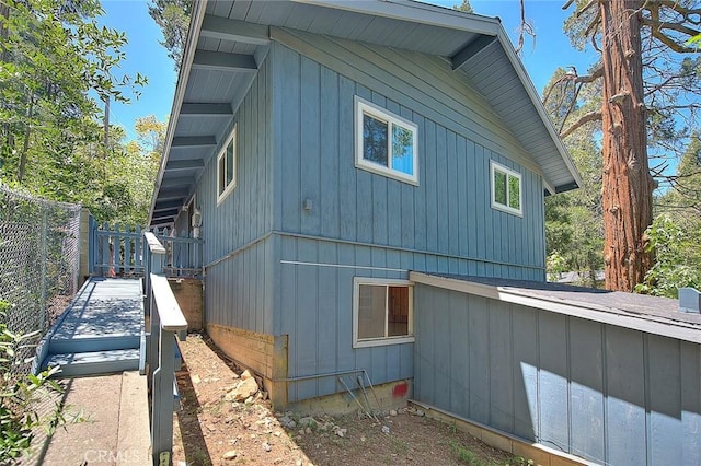 771 Woodland Rd, Crestline, CA 92325 - view of side of home