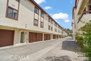 27929 Tyler Ln Unit 744, Canyon Country, CA 91387 - view of asphalt road