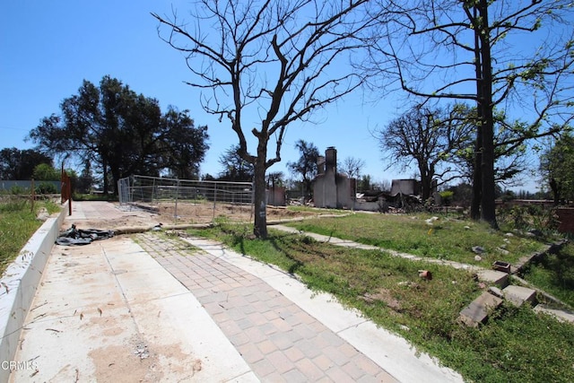 2688 Mcnally Ave, Altadena, CA 91001