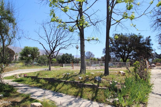 2688 Mcnally Ave, Altadena, CA 91001
