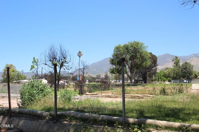 2688 Mcnally Ave, Altadena, CA 91001