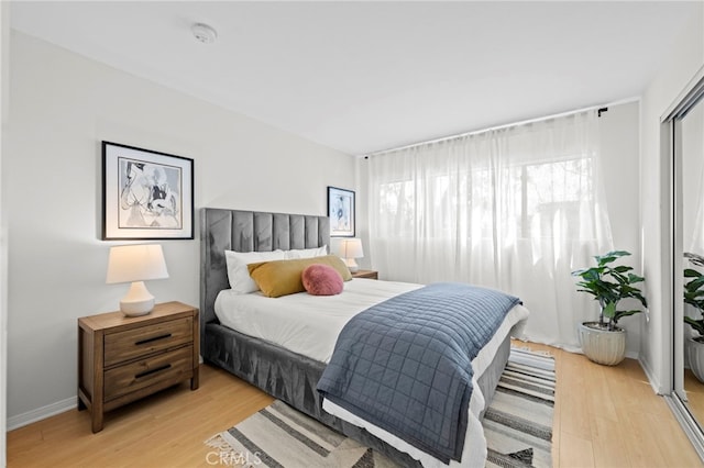 2500 Abbot Kinney Blvd Unit 9, Venice, CA 90291 - bedroom featuring light wood-style floors and baseboards