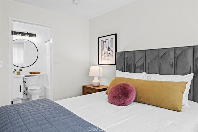 2500 Abbot Kinney Blvd Unit 9, Venice, CA 90291 - bedroom featuring ensuite bathroom