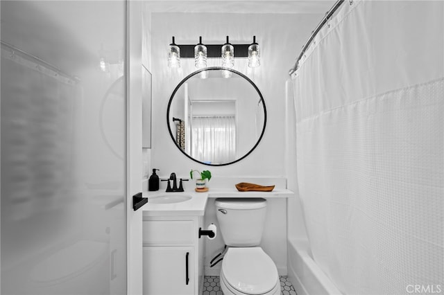 2500 Abbot Kinney Blvd Unit 9, Venice, CA 90291 - bathroom with toilet, vanity, tile patterned flooring, and shower / bath combo