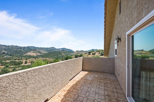 979 Canyon Heights Rd, Fallbrook, CA 92028 - balcony with a mountain view