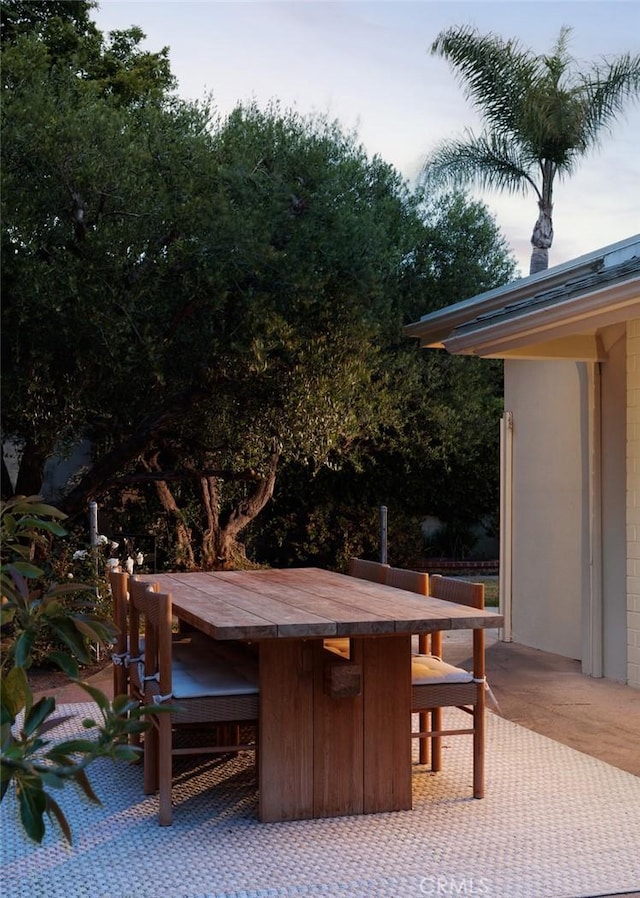 1620 Lincoln Ln, Newport Beach, CA 92660 - view of patio