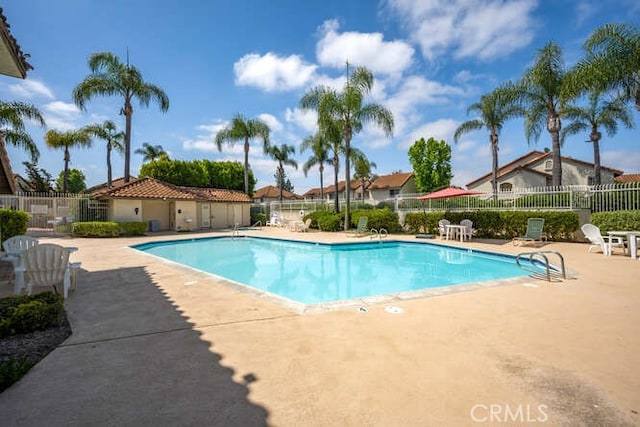 23391 La Crescenta Unit 270C, Mission Viejo, CA 92691 - community pool with a patio