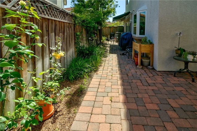 24822 Cutter, Laguna Niguel, CA 92677 - fenced backyard featuring a patio area