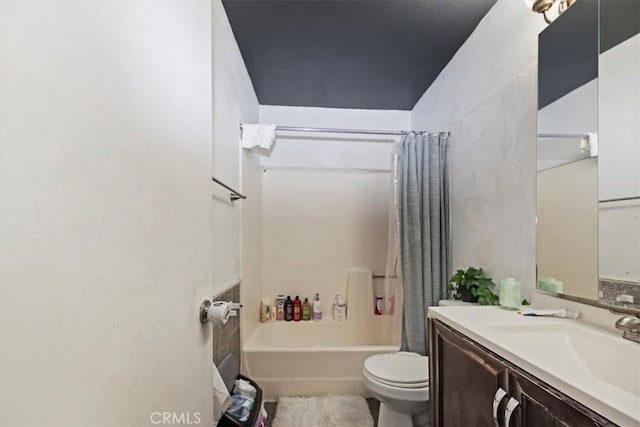 435 Leverett Ave, La Puente, CA 91744 - full bathroom featuring vanity and shower / tub combo with curtain