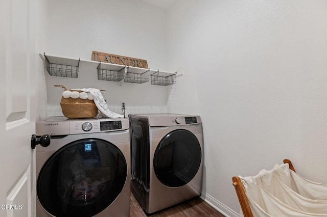 345 Allen Dr, Santa Paula, CA 93060 - washroom with washing machine and clothes dryer, baseboards, and dark wood-type flooring