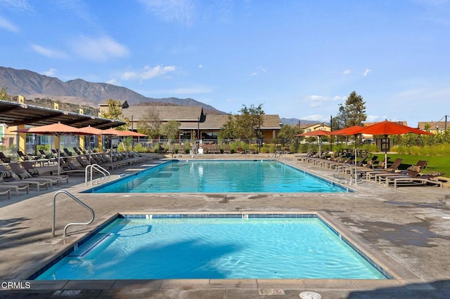 345 Allen Dr, Santa Paula, CA 93060 - community pool featuring a patio area and a mountain view
