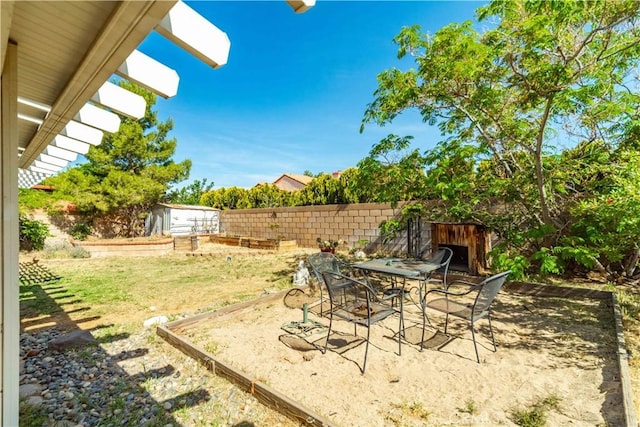 2553 Gemstone Ave, Palmdale, CA 93551