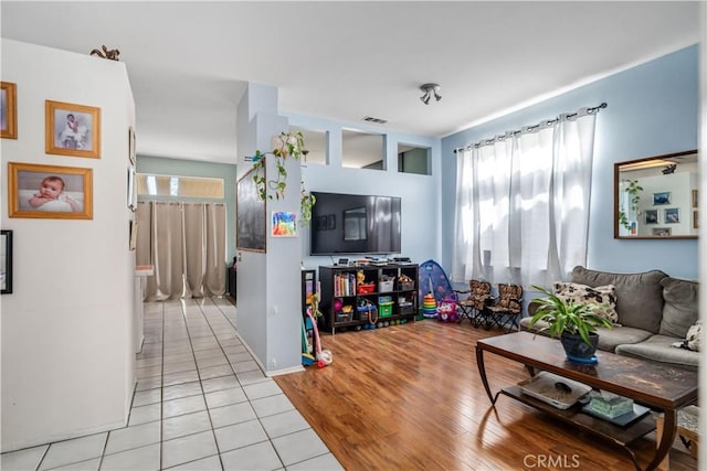 2553 Gemstone Ave, Palmdale, CA 93551