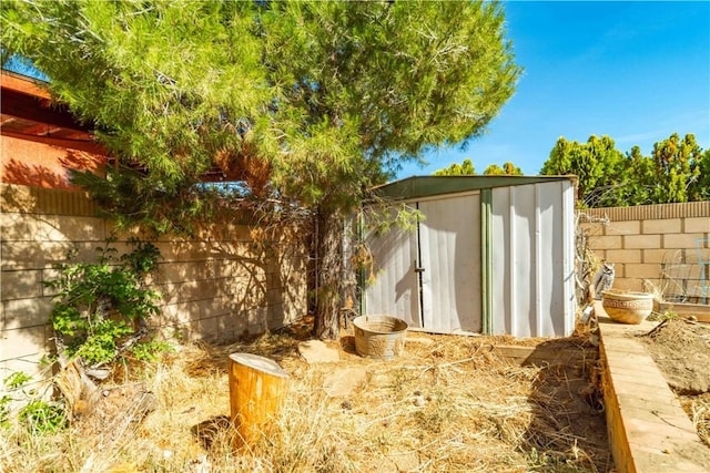2553 Gemstone Ave, Palmdale, CA 93551