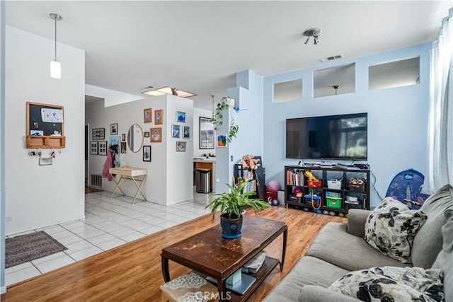 2553 Gemstone Ave, Palmdale, CA 93551