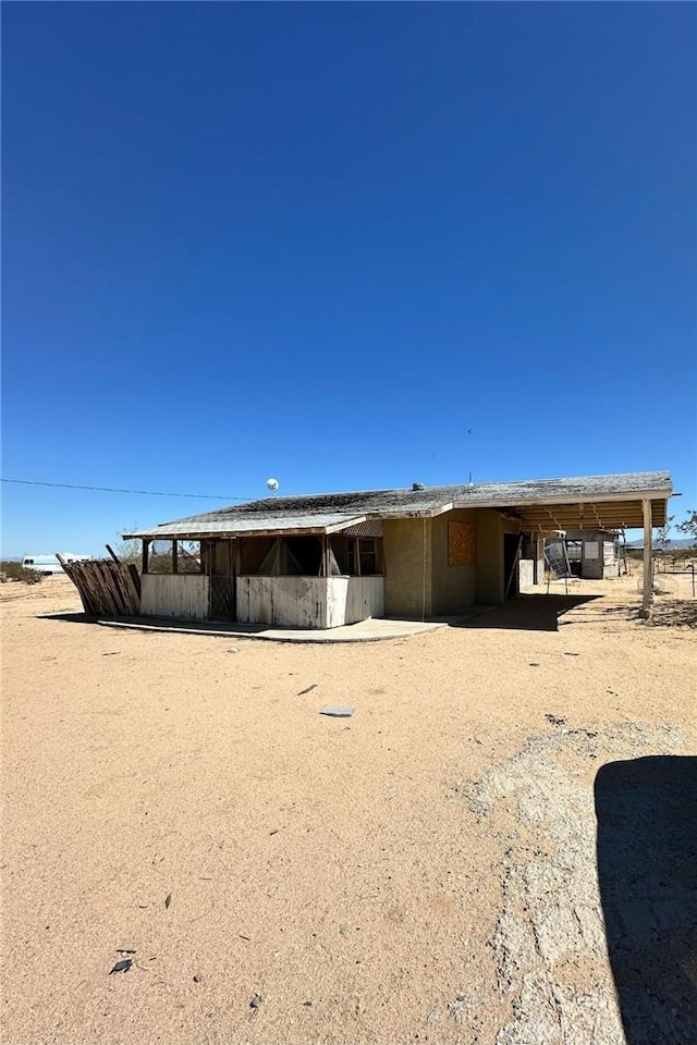 65095 Giant Rock Rd, Joshua Tree, CA 92252 - view of front facade