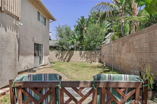 9522 Yellowstone Dr, Huntington Beach, CA 92646 - view of fenced backyard