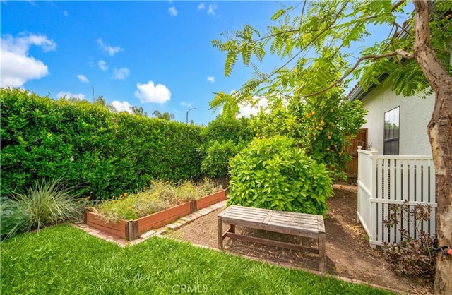 4017 Cottonwood Grove Trl, Calabasas, CA 91301 - view of yard with a vegetable garden